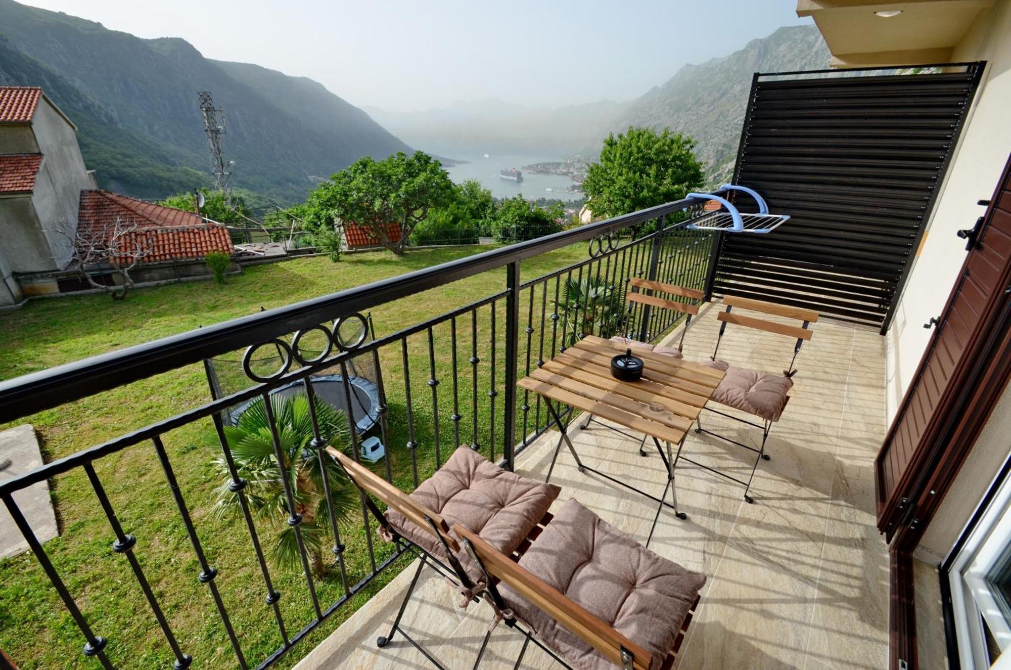 Apartments Orizzonte With Beautiful View Of The Bay Kotor Kültér fotó