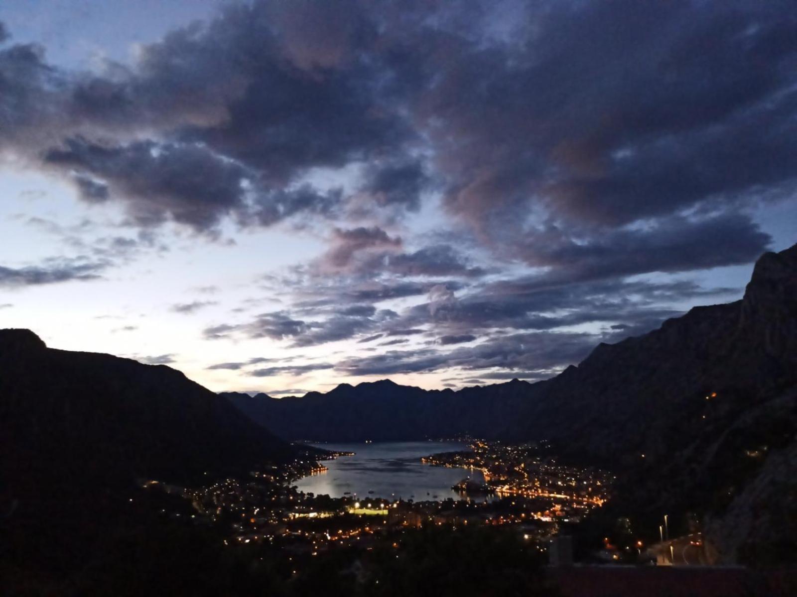 Apartments Orizzonte With Beautiful View Of The Bay Kotor Kültér fotó